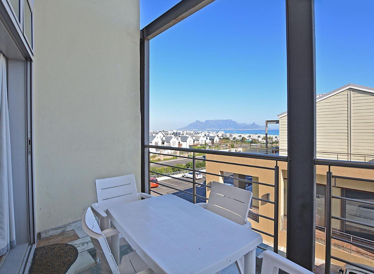 Apartment Luxury Beachfront Loft , L21 Seaside Village, Big Bay, Cape Town- 3 Bedroom